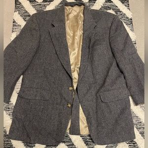 Nice Men’s Wool Blazer!!